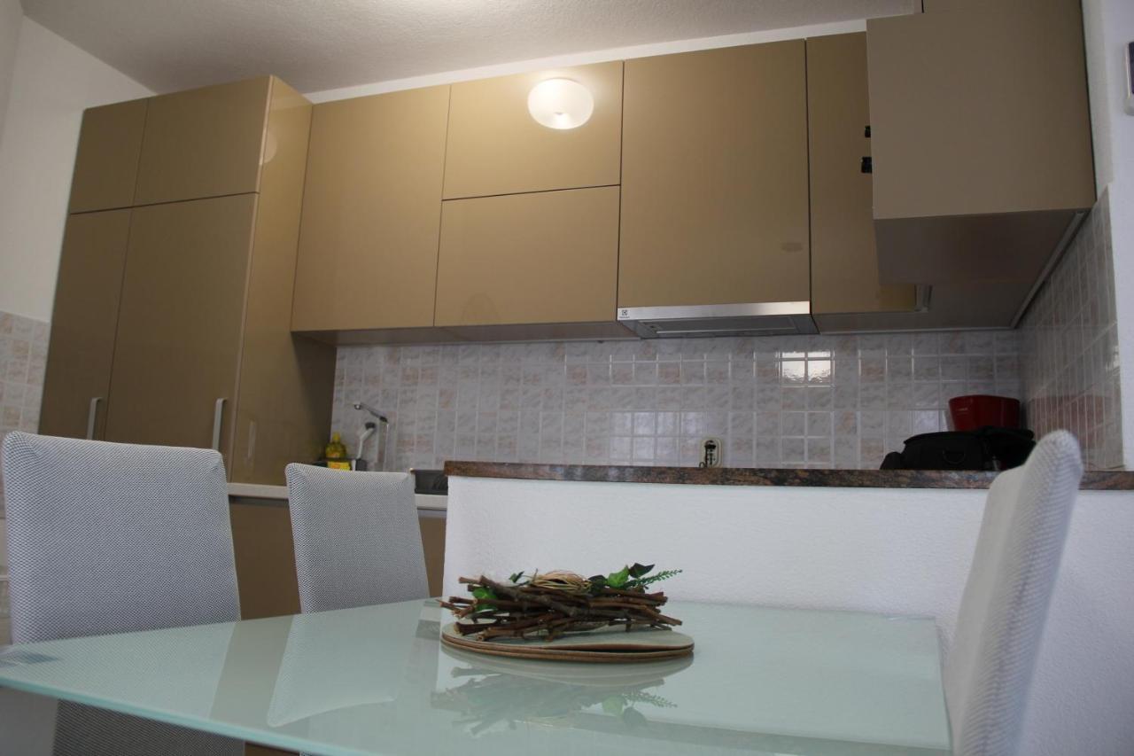 Apartment Zarko Vrsar Exterior photo