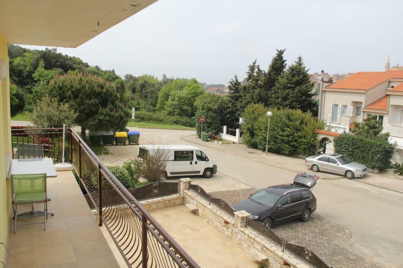 Apartment Zarko Vrsar Exterior photo